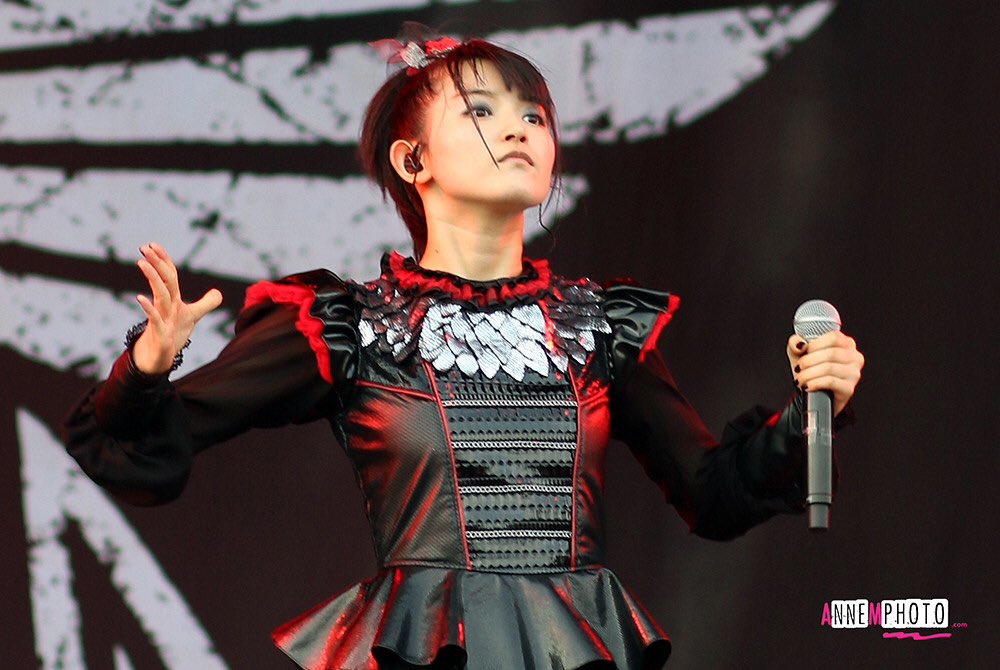 Babymetalのsu Metalの胸がもはや隠しきれないほど成長している 中元家の血が覚醒した Babymetalまとめもりー