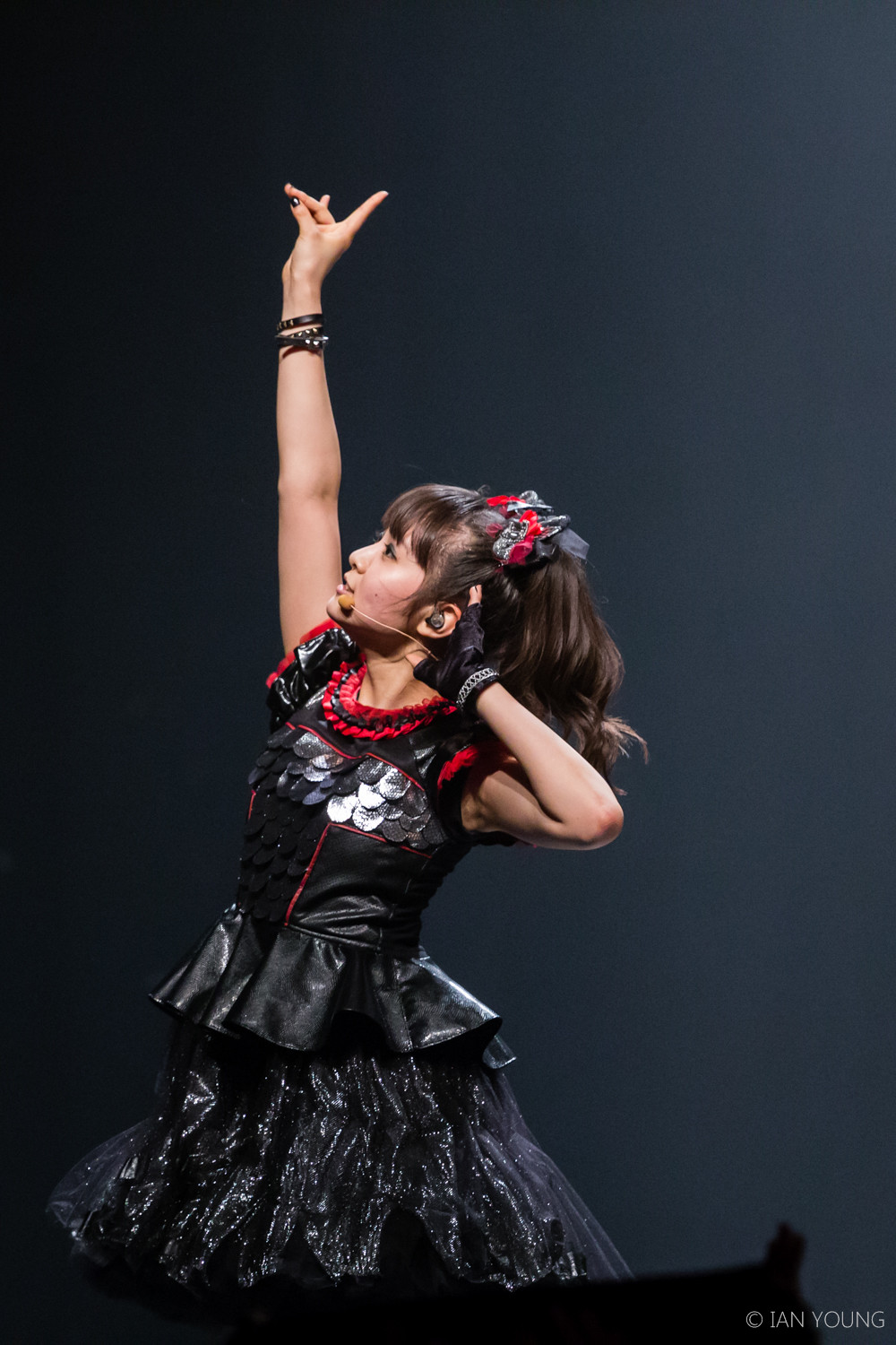 画像 Moametal ギターが最強すぎる フレットに名前 最愛の秀逸写真 スマホの壁紙に Babymetalまとめもりー