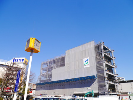 P1420873