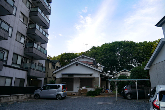P1200841-77