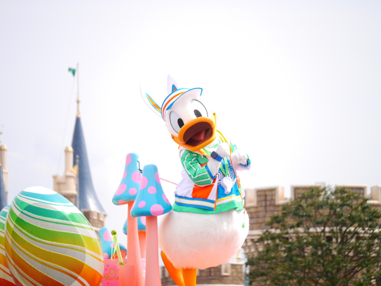 ディズニーイースターのパレードでミッキーをガチ撮りするなら午前中の回がおすすめ マルタナビ 社会人からのマルタ留学ブログ