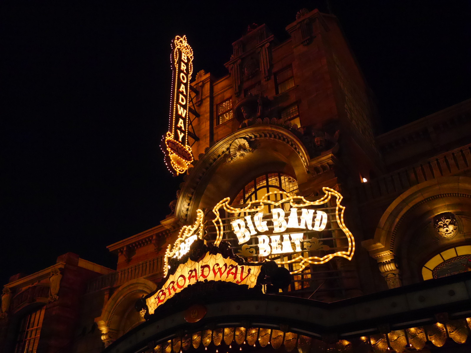 ディズニーシー リニューアルしたビックバンドビートに行ったら凄すぎて泣いたw マルタナビ 社会人からのマルタ留学ブログ ディズニーシー リニューアルしたビックバンドビートに行ったら凄すぎて泣いたw マルタナビ 社会人からのマルタ留学ブログ