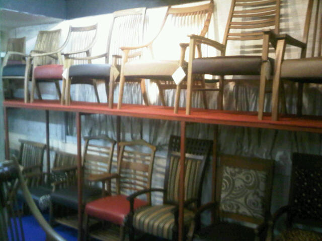 IMG00683-20120919-1900