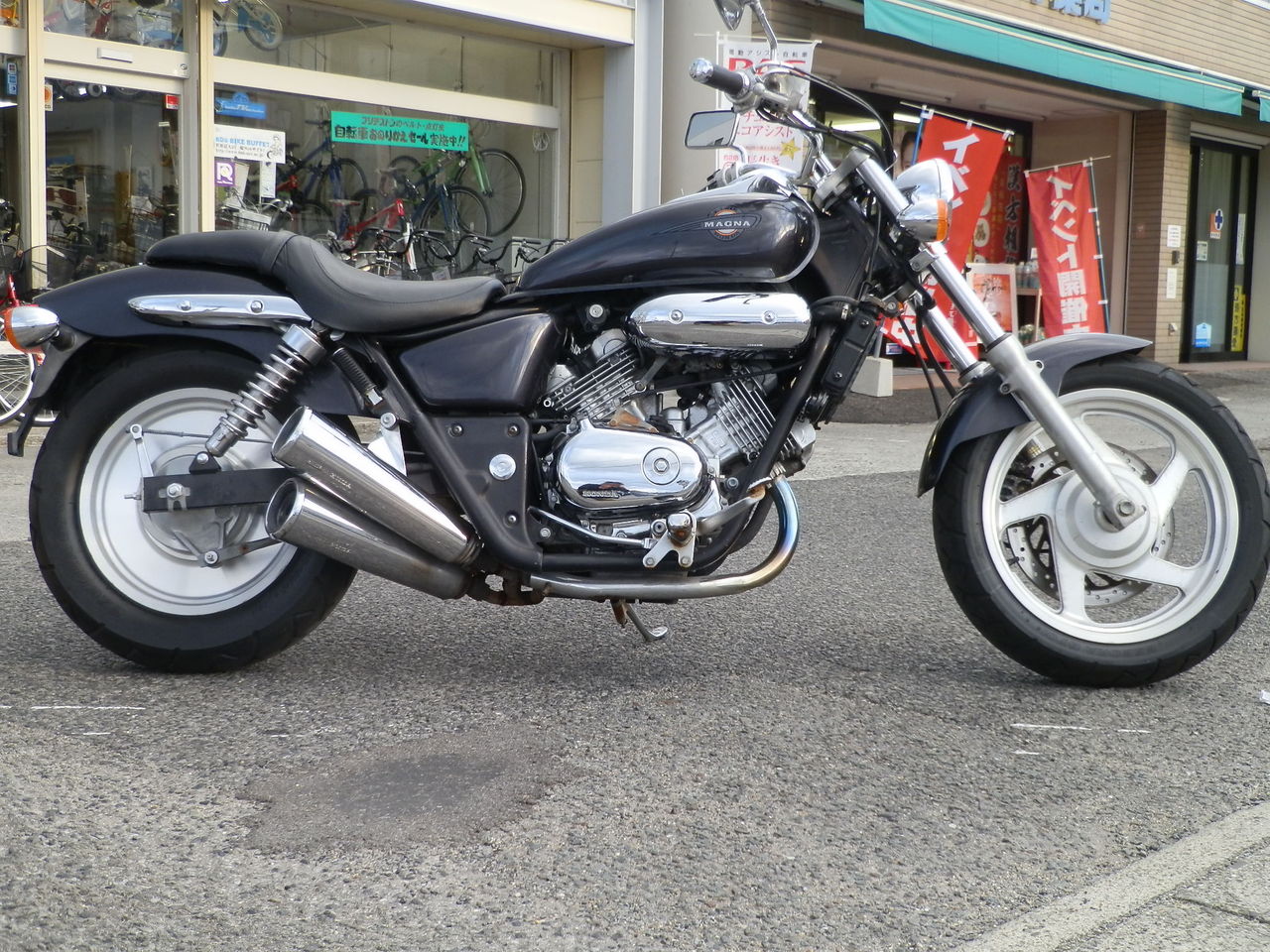 マグナ250 が入荷しました Bike Cycle Fujioka マグナ250 が入荷しました Bike Cycle Fujioka