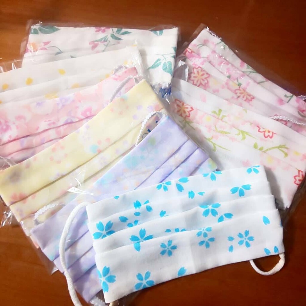 ガーゼマスク 大阪市平野区のジュン美容室 ブルークリップのとじこみふろく