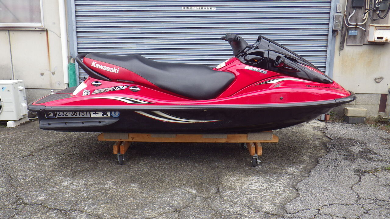 即納可☆優良中古艇情報 Kawasaki STX12F : ビーチマリンあっちゃんの