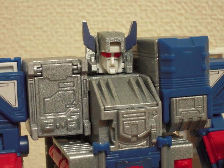 カバヤTFガム フォートレスマキシマス : トランスフォーマーのリペとか