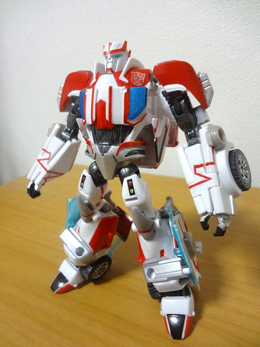 トランスフォーマー　プライム　AM04　 ラチェット トランスフォーマープライム AM-04 ラチェット