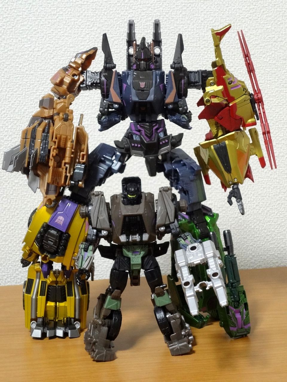 Tfジェネレーションズ ブルーティカス 改造 トランスフォーマーのリペとか