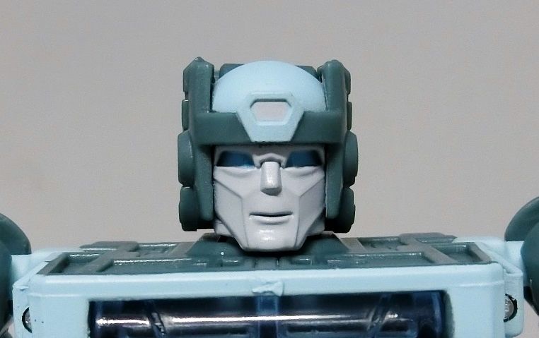 TFレジェンズ LG46ターゲットマスターチャー : トランスフォーマーの