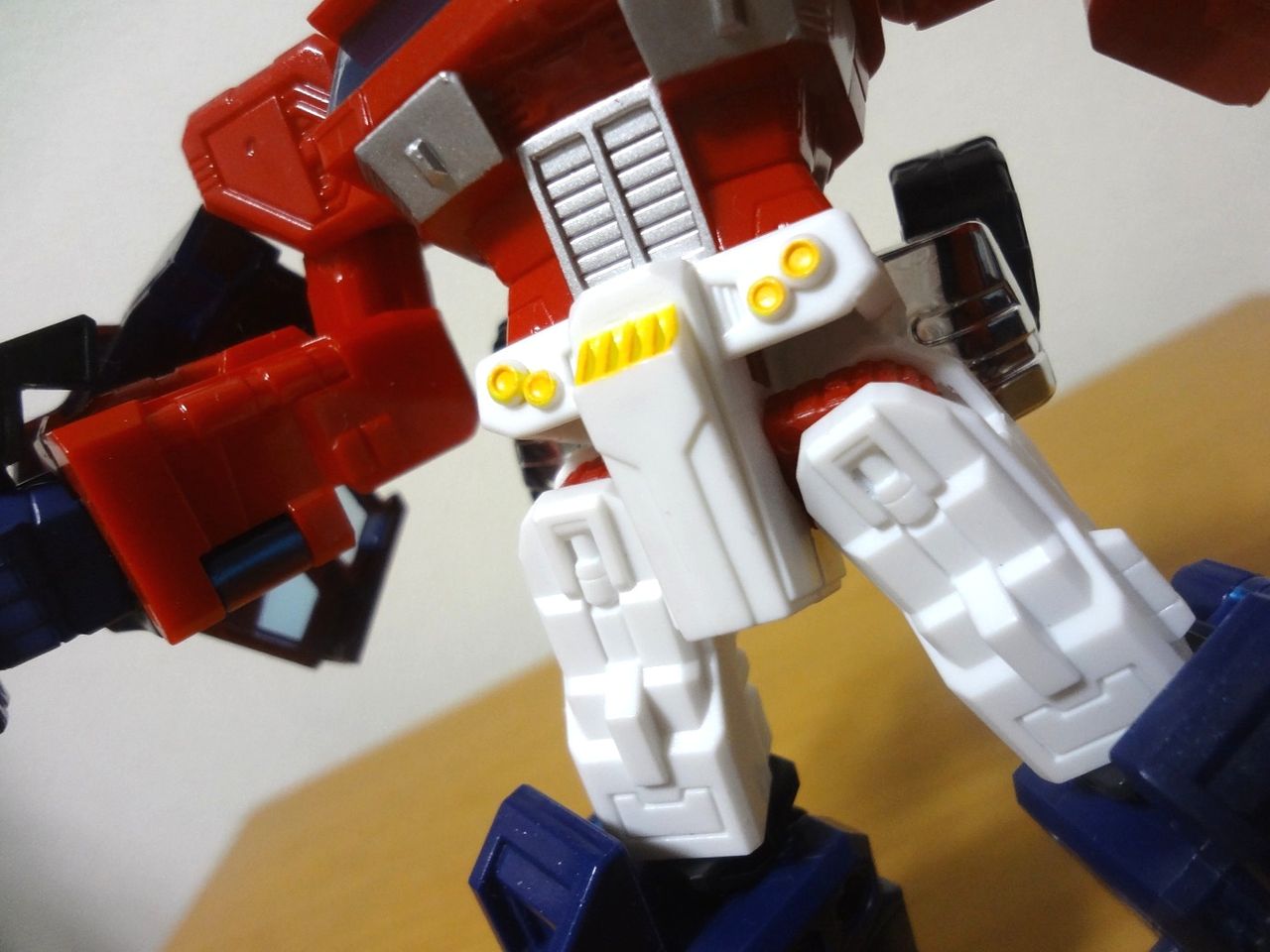 TFクラウド TFC-A01オプティマスプライム（＆変形ヘンケイメガトロン他 