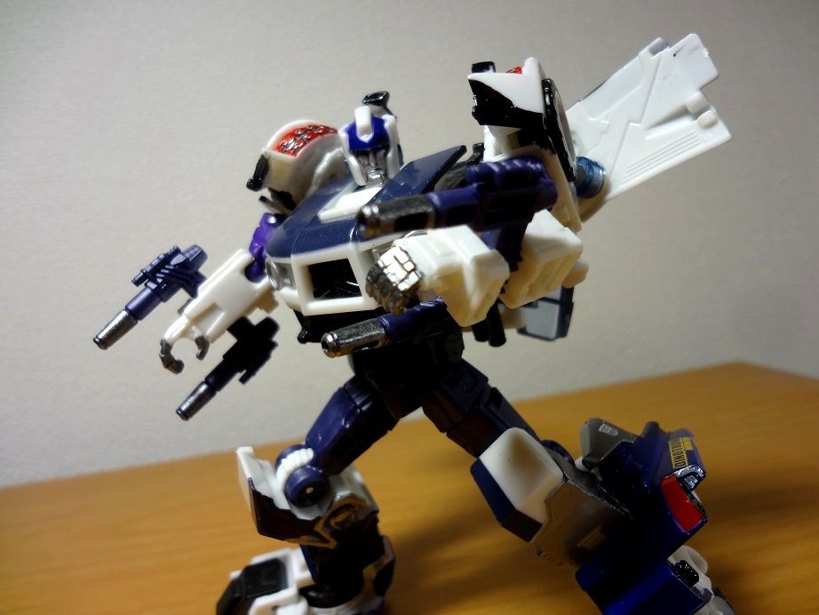 TFロストエイジ EXトイザらス限定ロールバー : トランスフォーマーの