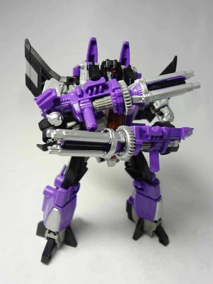TFジェネレーションズ TG09スタースクリームwithジェットロン