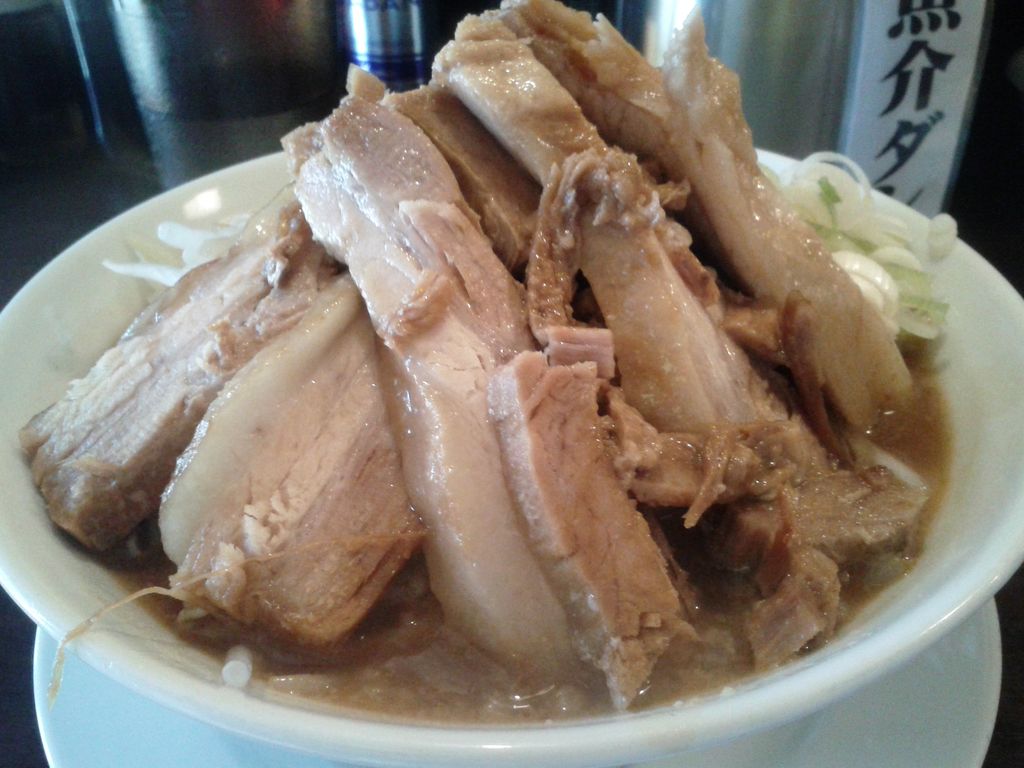 プルプル55 夜の肉そば麺少な目980円 Dance With The Market プルプル55 夜の肉そば麺少な目980円 Dance With The Market