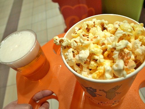 ダイハード5 ファイナル ラスト デイ 映画でポップコーン Movixココエ尼崎 大人しく一言美味しかった 関西尼崎グルメ食べ歩きブログ