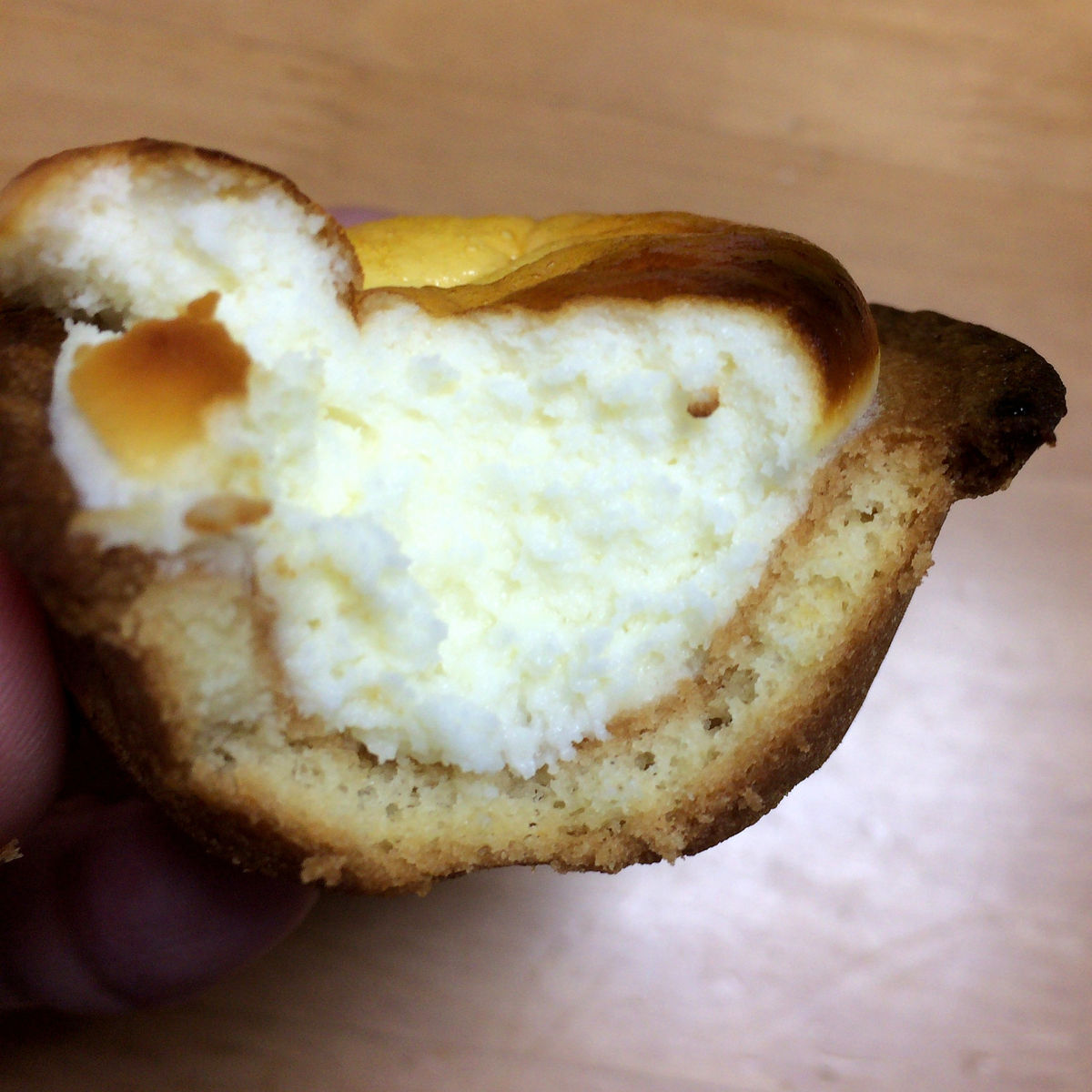 いつも行列やん 焼きたてベイクチーズタルト Bake ベイク 阪神百貨店梅田本店 大人しく一言美味しかった 関西尼崎グルメ食べ歩きブログ