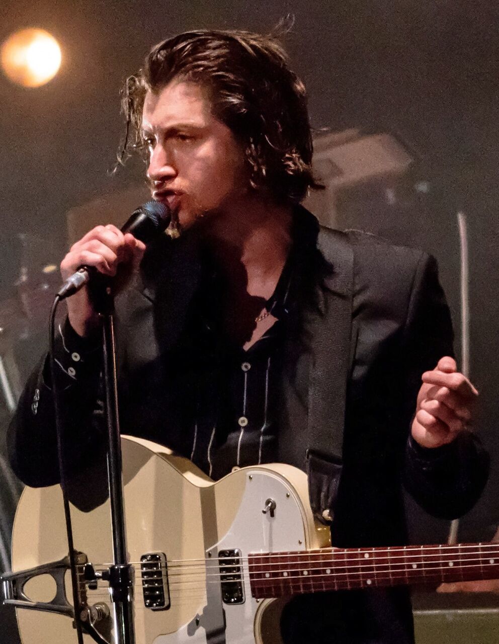 Arctic Monkeys View From The Afternoon やさしいthe Beatles入門 Arctic Monkeys View From The Afternoon やさしいthe Beatles入門