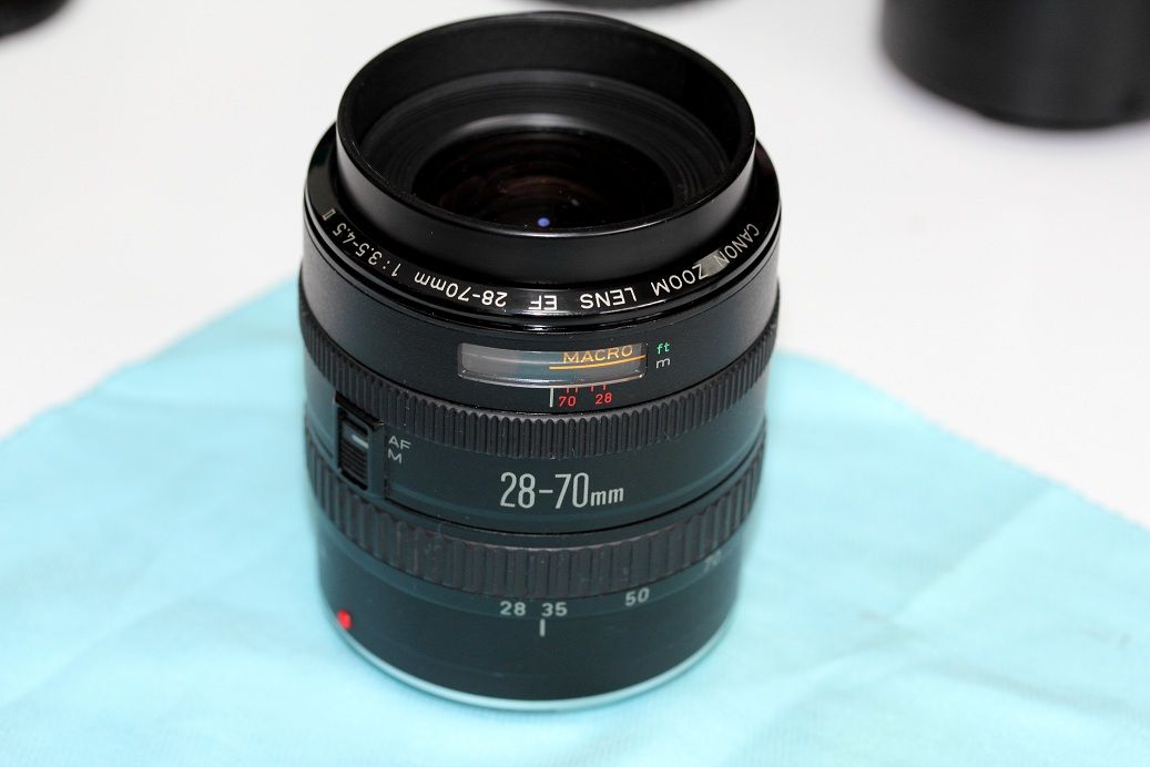 送料込みEF28-70mm F3.5-4.5ズームレンズ EF28-70mm F3.5-4.5 - キヤノンカメラミュージアム