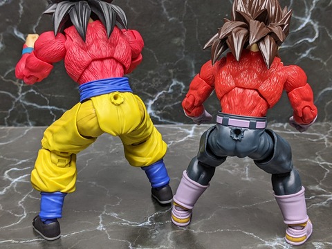 SUPER SAIYAN 4 VEGETA 32