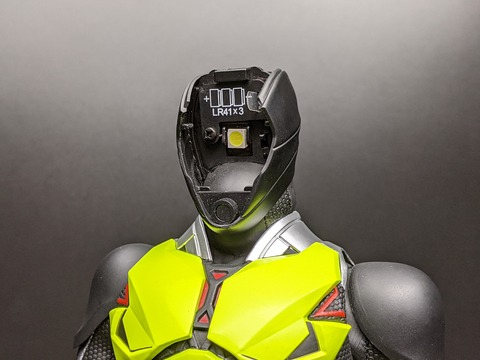 RAH-785 KAMEN RIDER ZERO-ONE RISING HOPPER 24