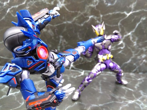 KAMEN RIDER VULCAN ASSAULT WOLF 30