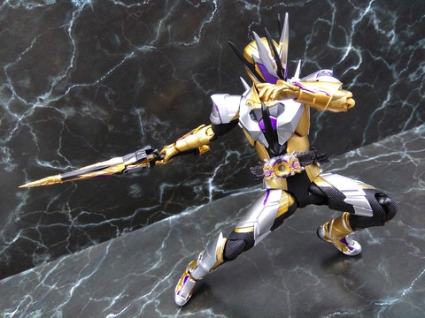 KAMEN RIDER THOUSER 24