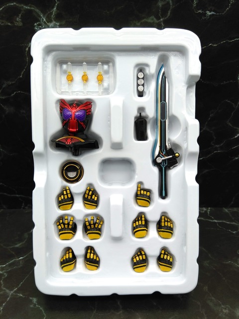 KAMEN RIDER OOO LATORARTAR COMBO 06