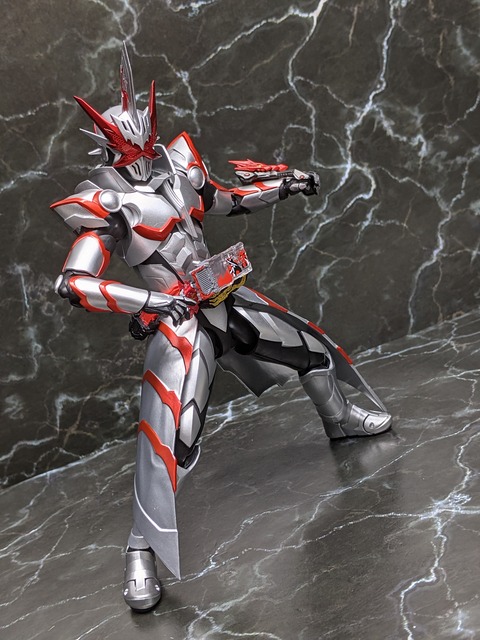 KAMEN RIDER SABER DRAGONIC KNIGHT 17