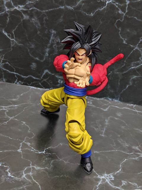 SUPER SAIYAN 4 SON GOKU 19