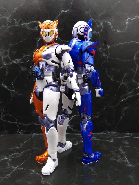 KAMEN RIDER VALKYRIE RUSHING CHEETAH 29
