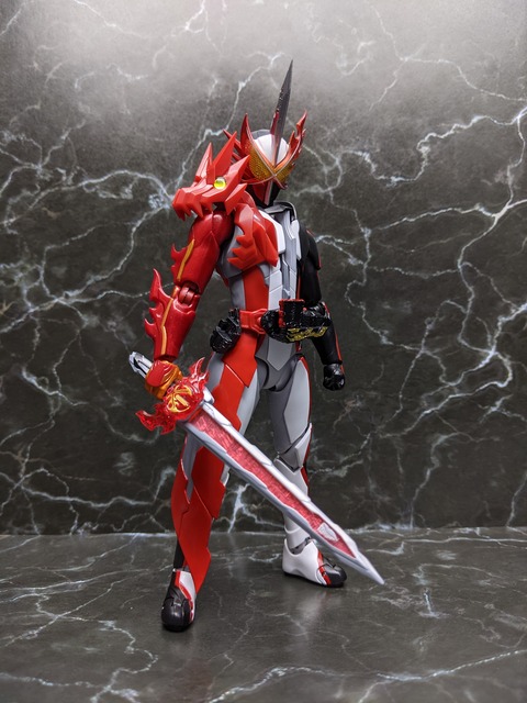 KAMEN RIDER SABER BRAVE DRAGON 14