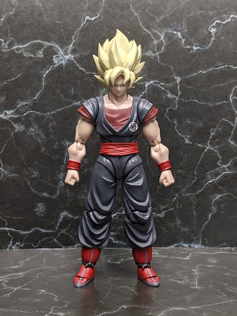 SUPER SAIYAN SON GOKU CLONE 08