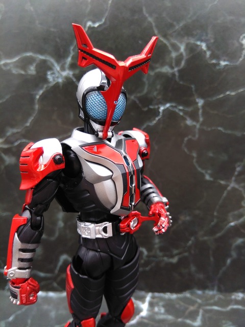 MASKED RIDER KABUTO HYPER FORM 18