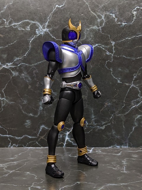 MASKED RIDER KUUGA TITAN FORM 10