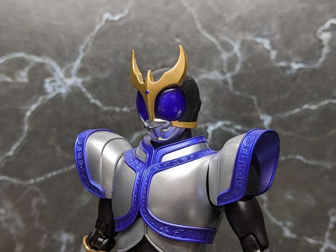 MASKED RIDER KUUGA TITAN FORM 11