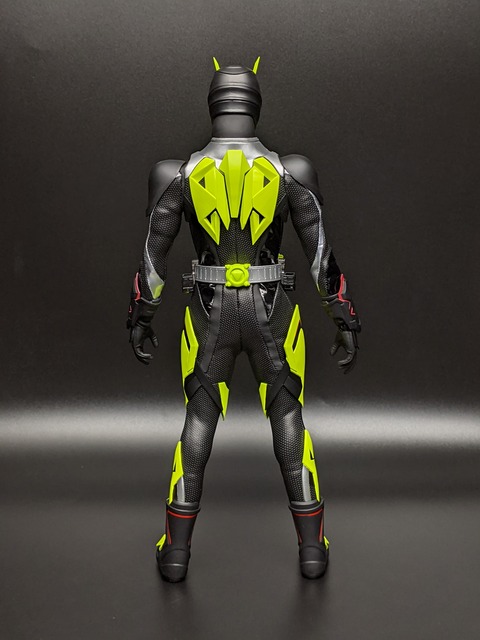 RAH-785 KAMEN RIDER ZERO-ONE RISING HOPPER 13
