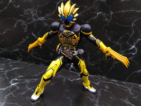 KAMEN RIDER OOO LATORARTAR COMBO 28