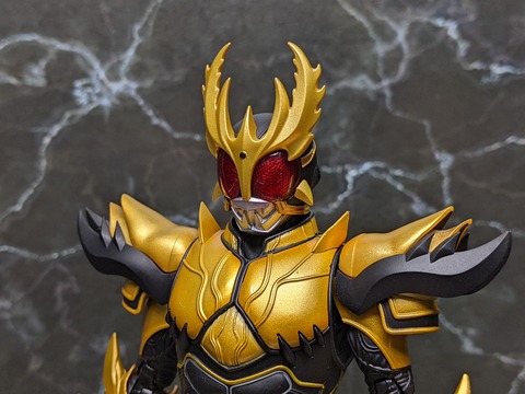 MASKED RIDER KUUGA RISING ULTIMATE 11