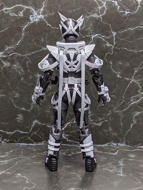 KAMEN RIDER NAKI 09