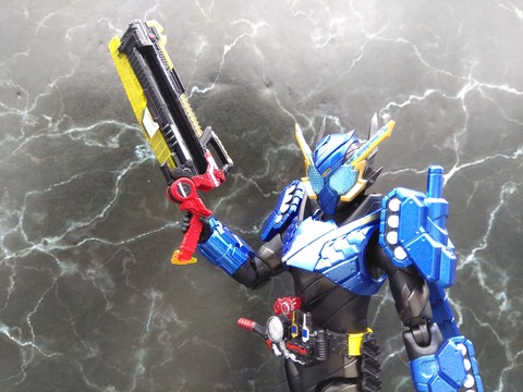KAMEN RIDER BUILD TANK TANK FORM 15
