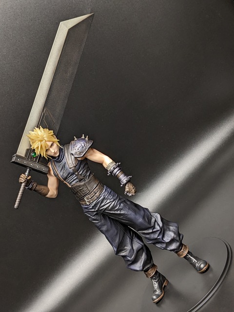 CLOUD STRIFE 28