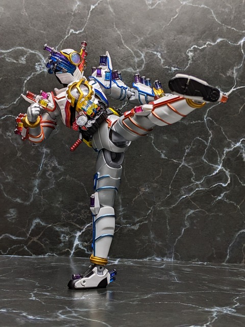 KAMEN RIDER BUILD GENIUS FORM 23