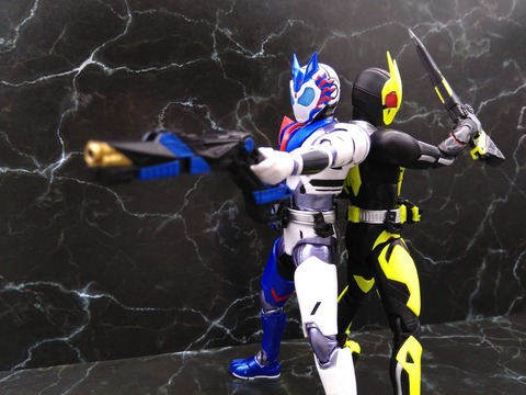 KAMEN RIDER VULCAN SHOOTING WOLF 28