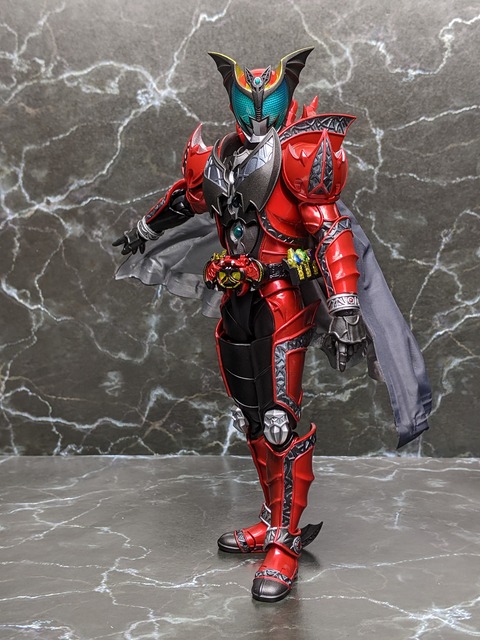 MASKED RIDER DARK KIVA 17