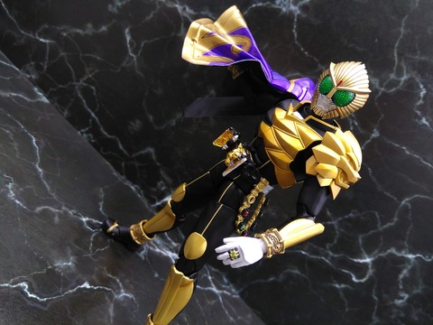 KAMEN RIDER BEAST MANTLE SET 29