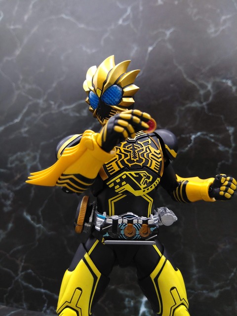 KAMEN RIDER OOO LATORARTAR COMBO 35