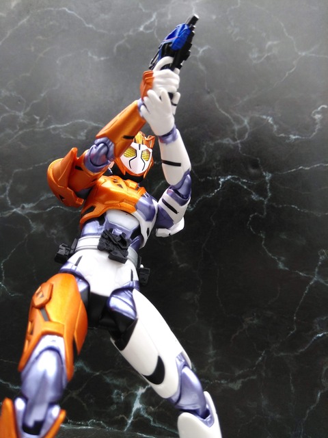 KAMEN RIDER VALKYRIE RUSHING CHEETAH 28
