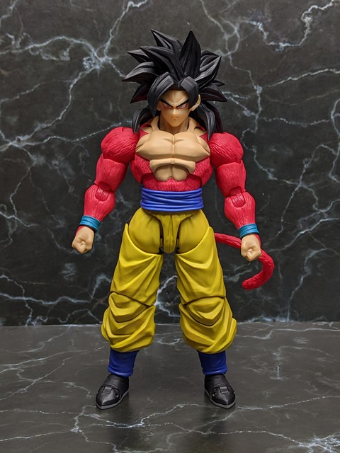 SUPER SAIYAN 4 SON GOKU 06
