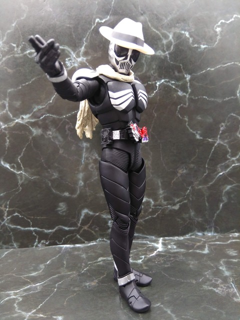 KAMEN RIDER SKULL 17