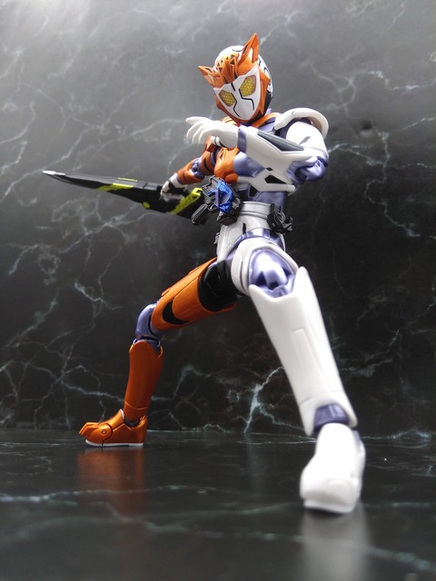 KAMEN RIDER VALKYRIE RUSHING CHEETAH 36